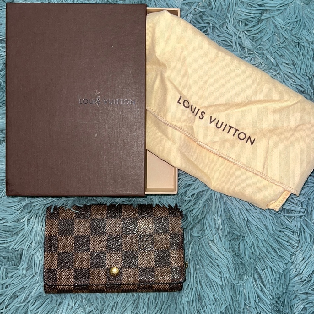 Louis Vuitton Damier Wallet